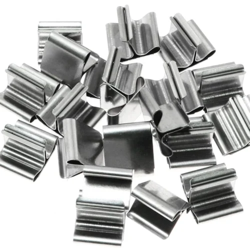 kovový pliešok na uchytenie dreveného knôtu pre sójové sviečky a drevený knôt